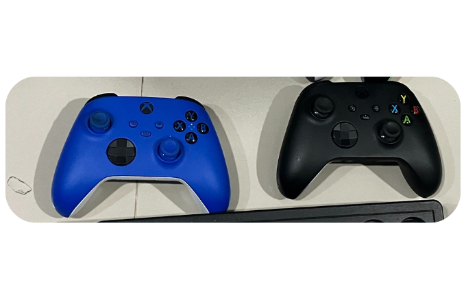 Laycation august xbox controller