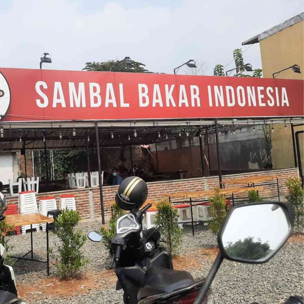 Kuliner Pedas Baru di Pasar Lama Tangerang: Sambal Bakar Iben Ma