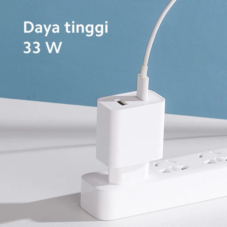 3. Xiaomi 33W Wall Charger (Type A + Type C)