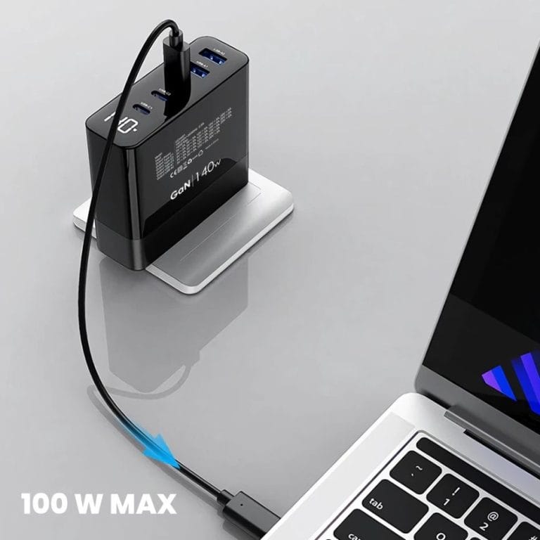 5. UNEED GaN Charger 140W with Display